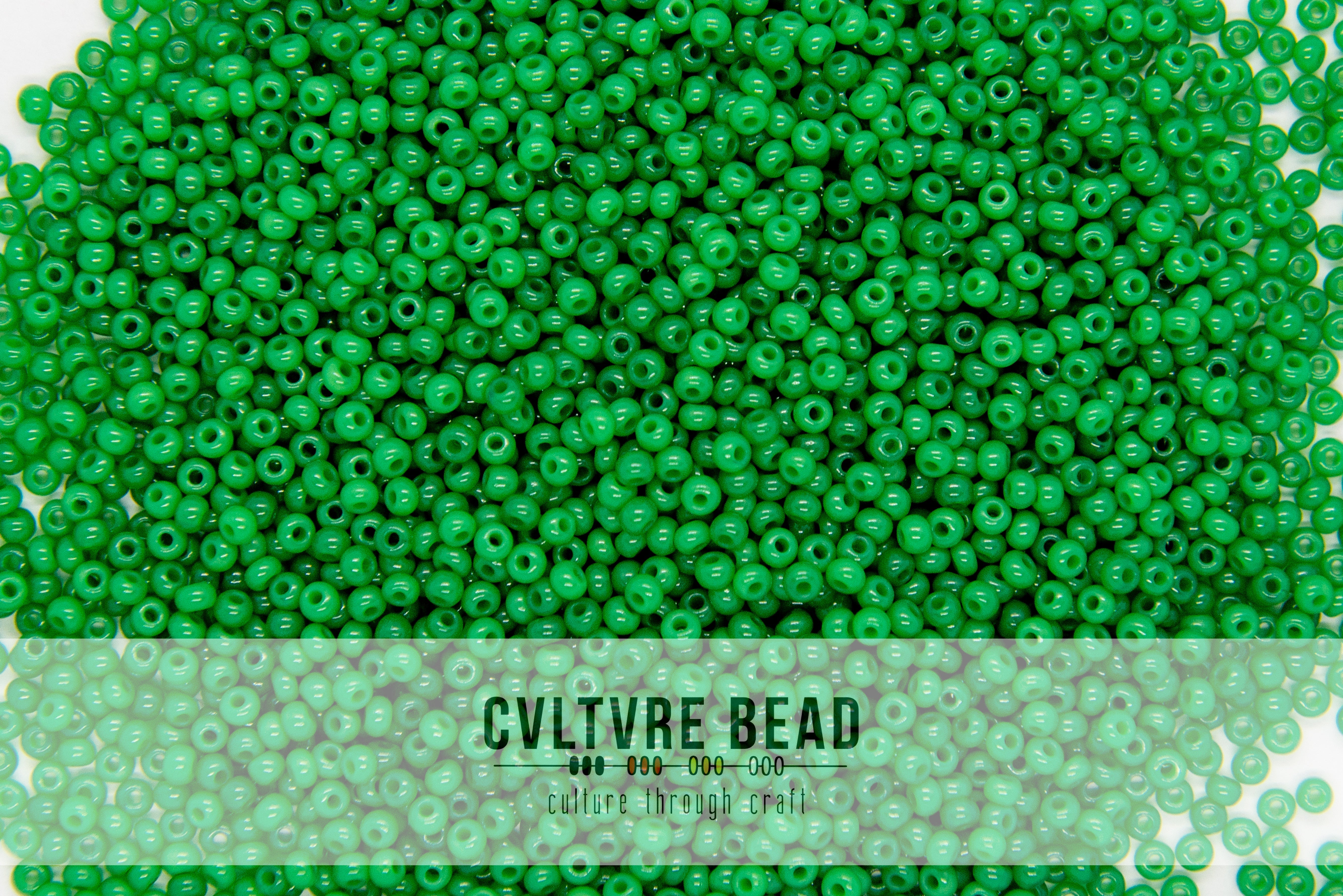 Czech Seed bead 10/0 Oily Green - 1 Hank